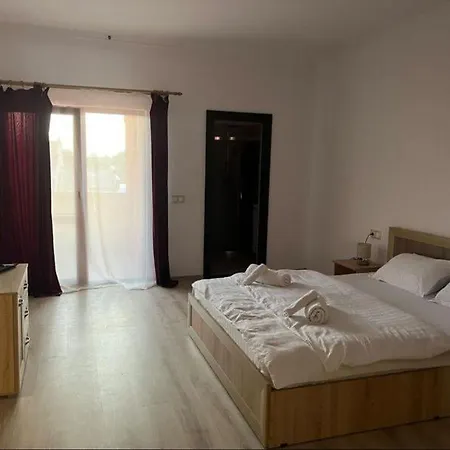 Affittacamere Pensiunea Casa Petrovai *